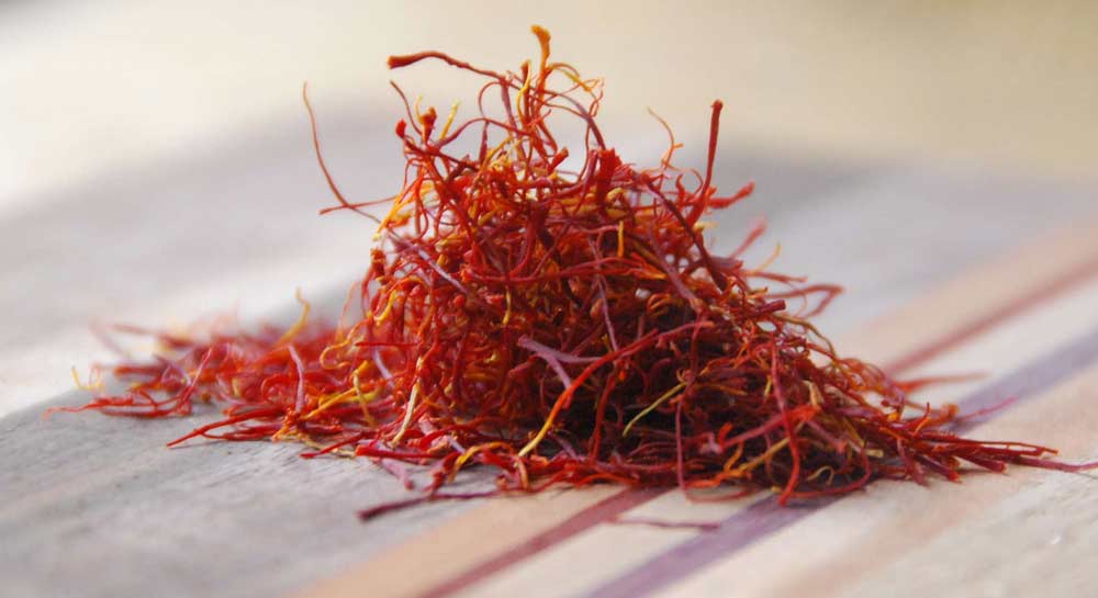 why is saffron expensive